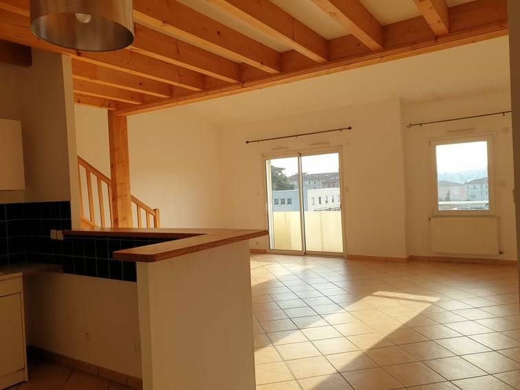 Appartement T3 avec balcon - 79m² - DOMAINE DE LA GARE