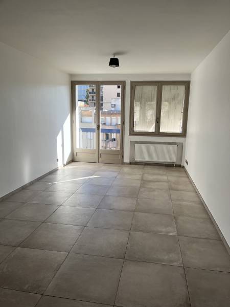 Appartement T4 à Annonay, centre ville, refait à neuf